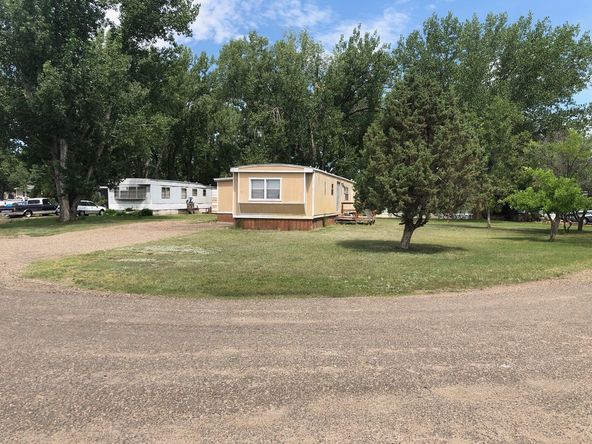 Casitas Del Rio: 1217 W Bell St, Glendive, MT 59330